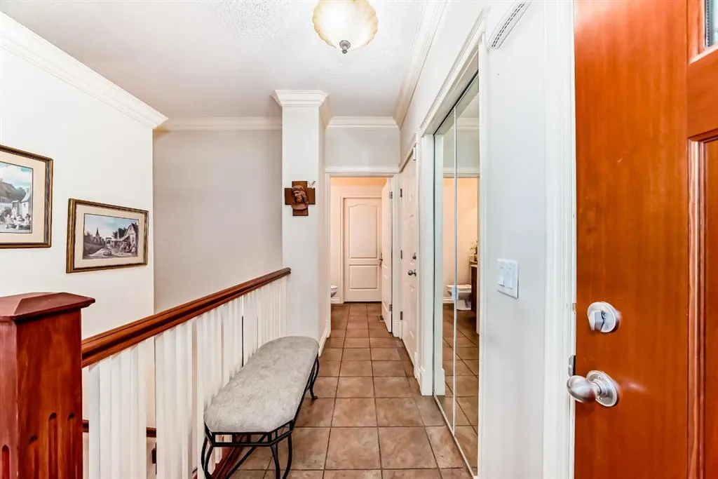 69 Bridle Estates Road SW