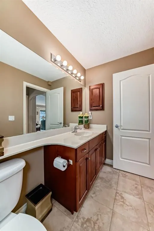 69 Bridle Estates Road SW