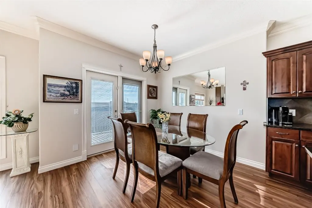 69 Bridle Estates Road SW