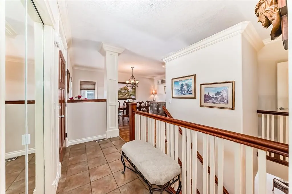 69 Bridle Estates Road SW
