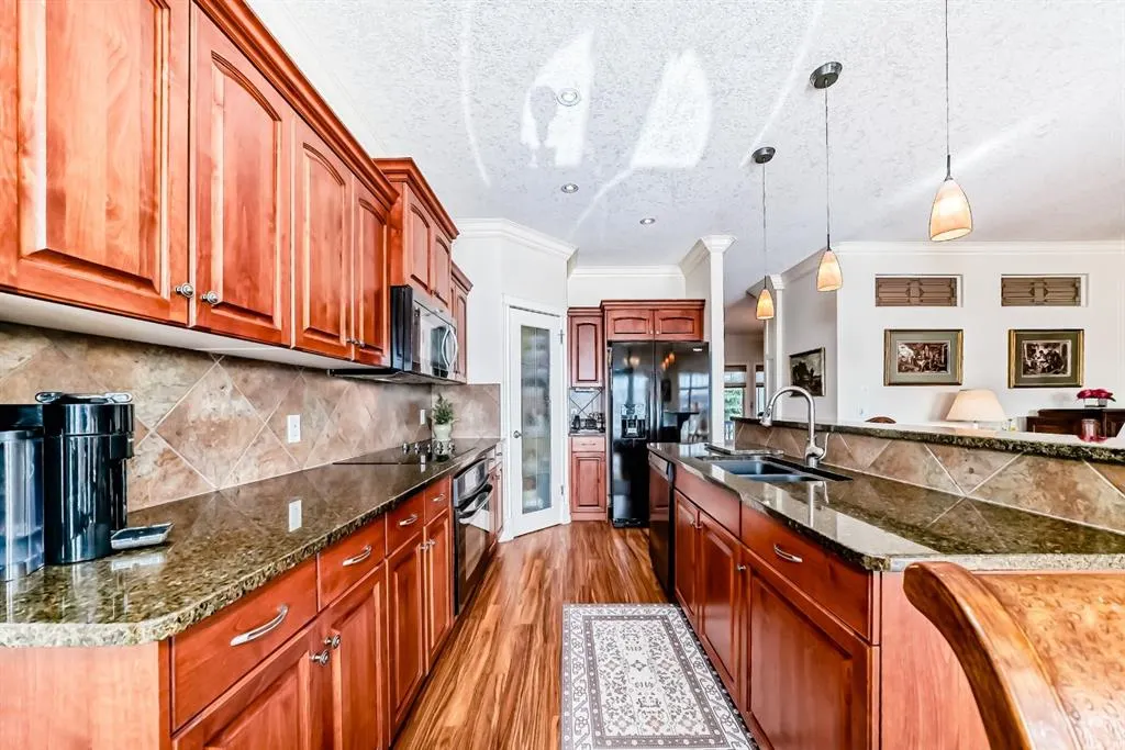 69 Bridle Estates Road SW