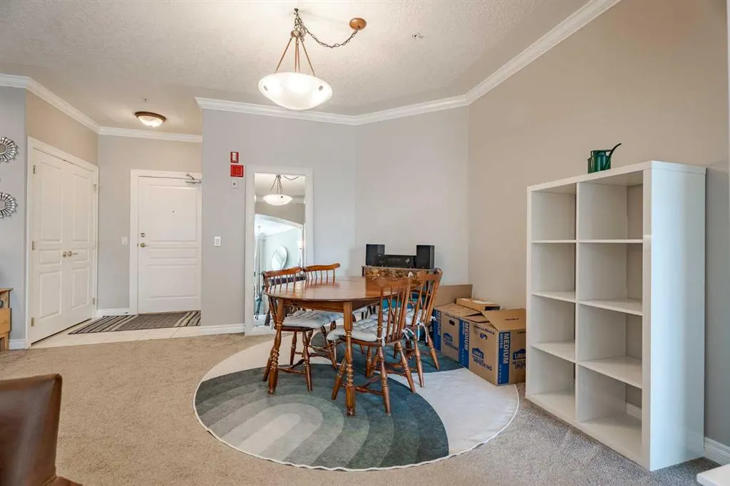 59 22 Avenue SW, #412