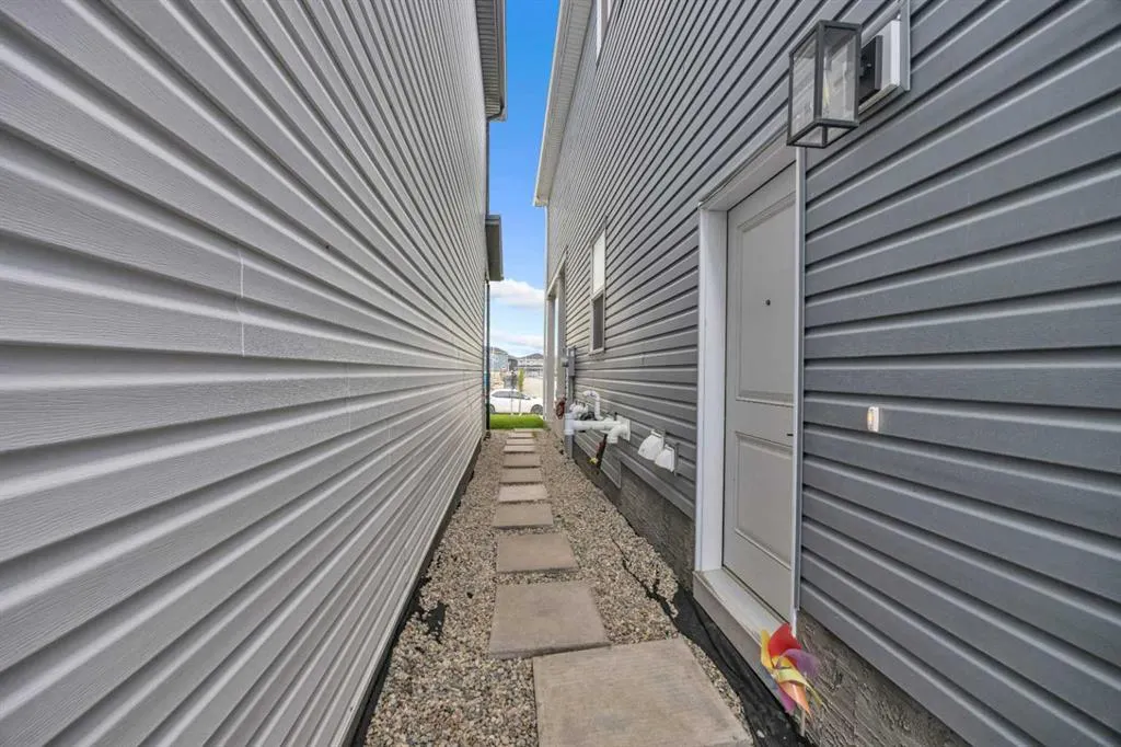 148 Cornerbrook Road NE