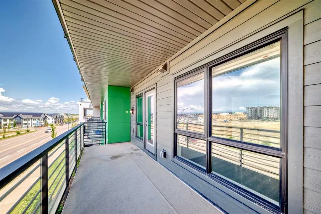 350 Livingston Common NE, #2310