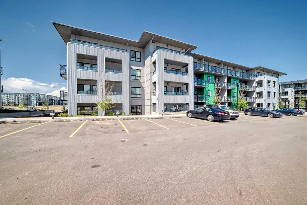 350 Livingston Common NE, #2310