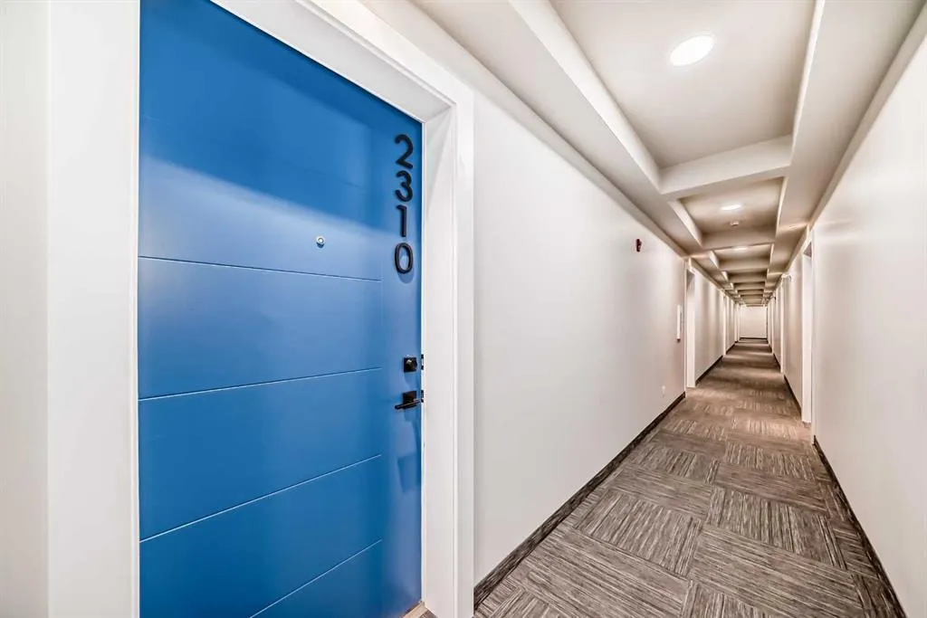350 Livingston Common NE, #2310