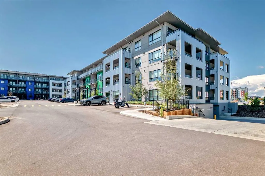 350 Livingston Common NE, #2310