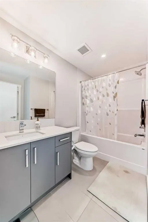 151 Skyview Bay NE, #2202
