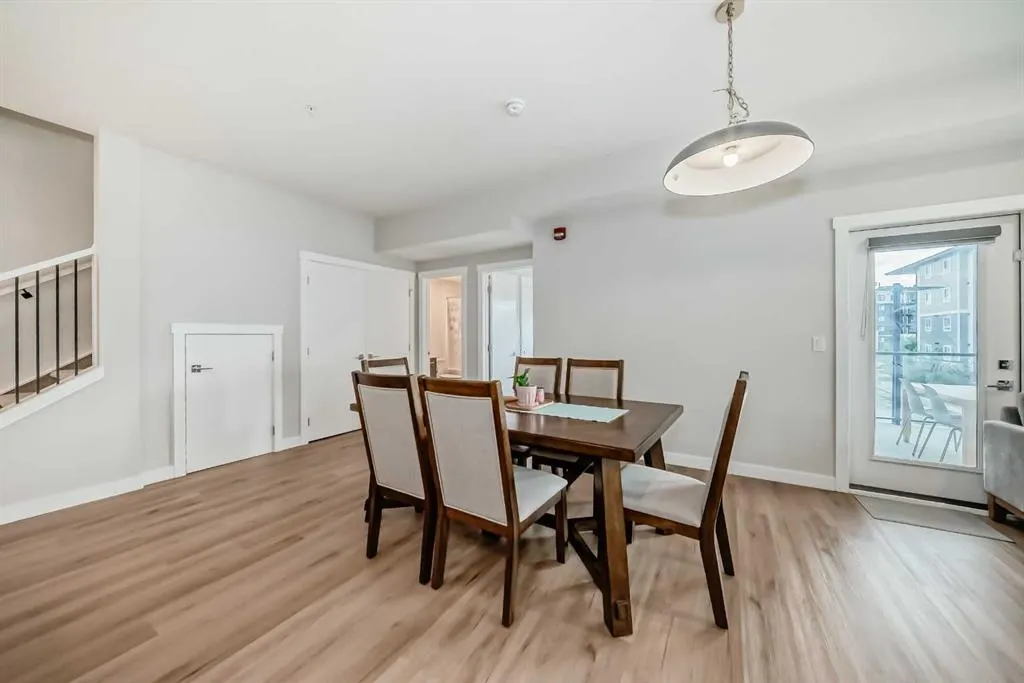 151 Skyview Bay NE, #2202