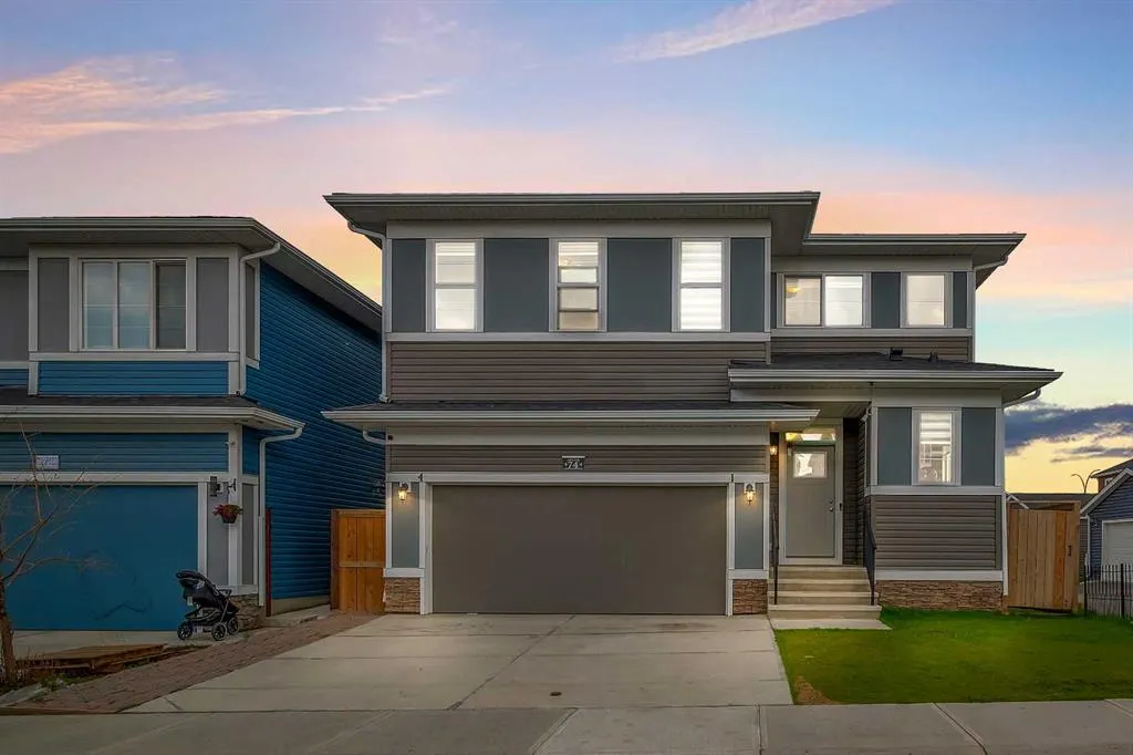 74 Red Sky Road NE