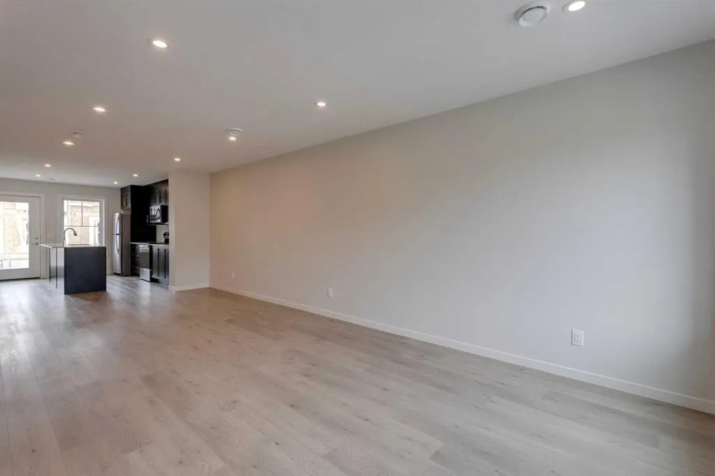 40 Livingston Parade NE, #114