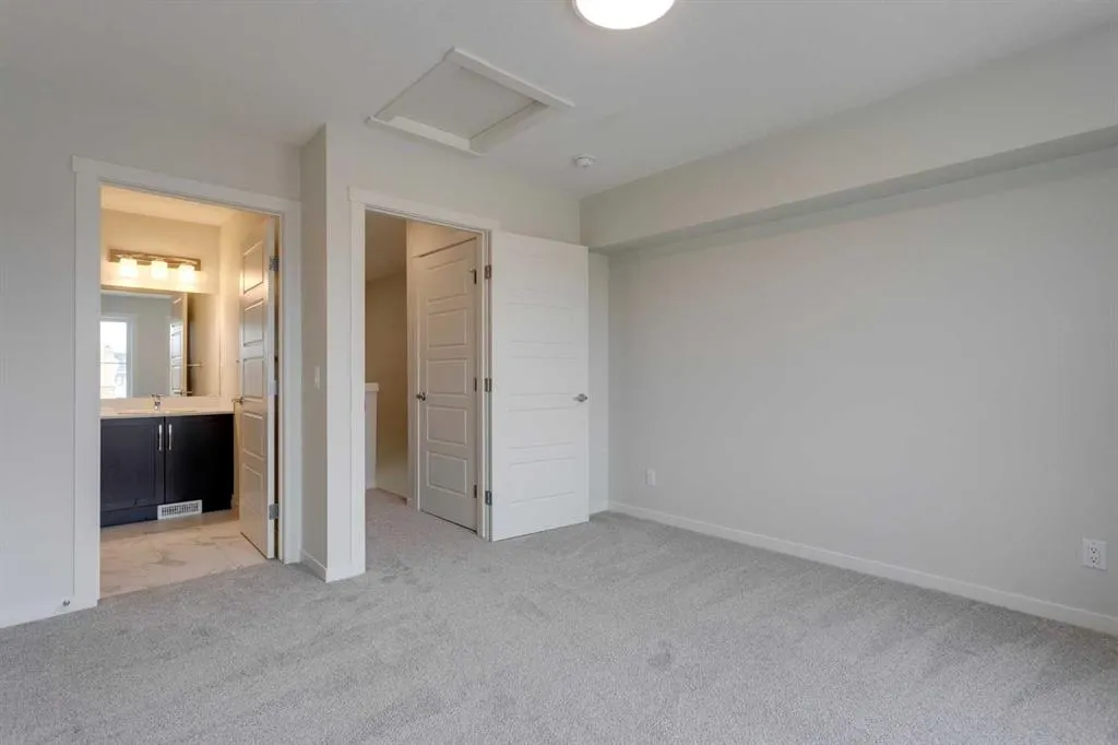 40 Livingston Parade NE, #114