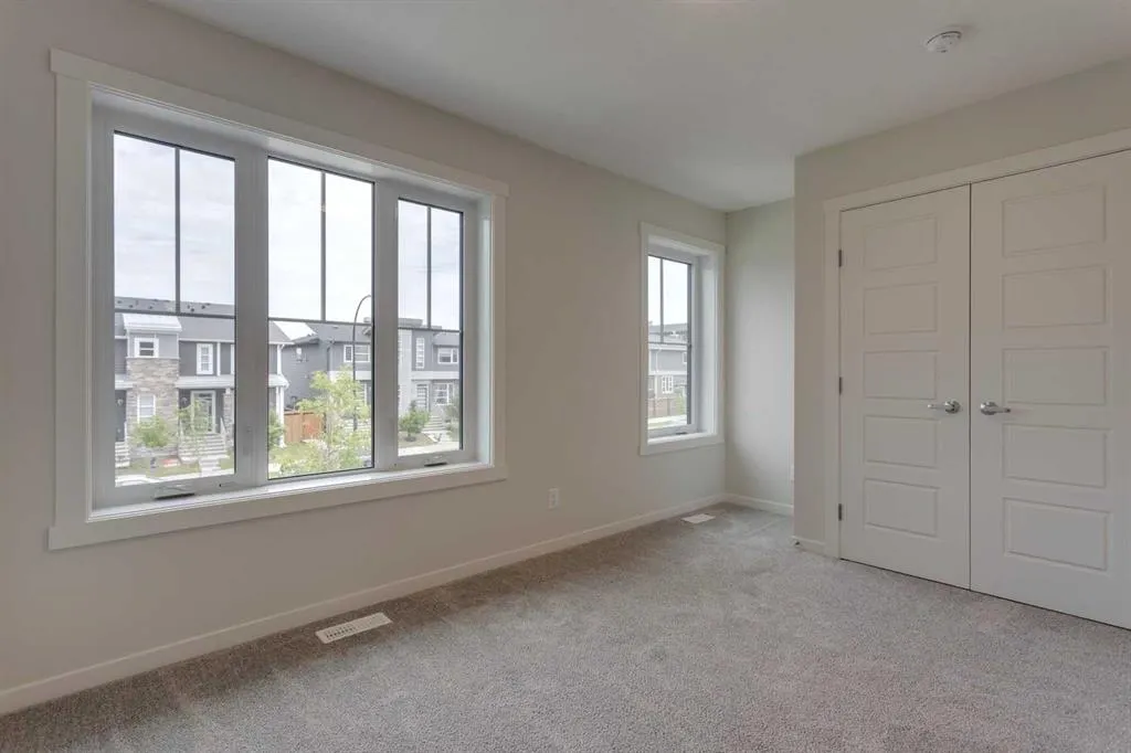 40 Livingston Parade NE, #114