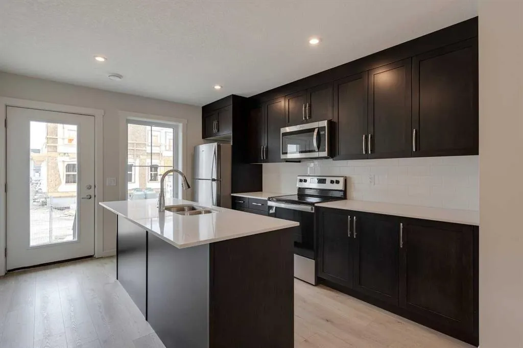 40 Livingston Parade NE, #114