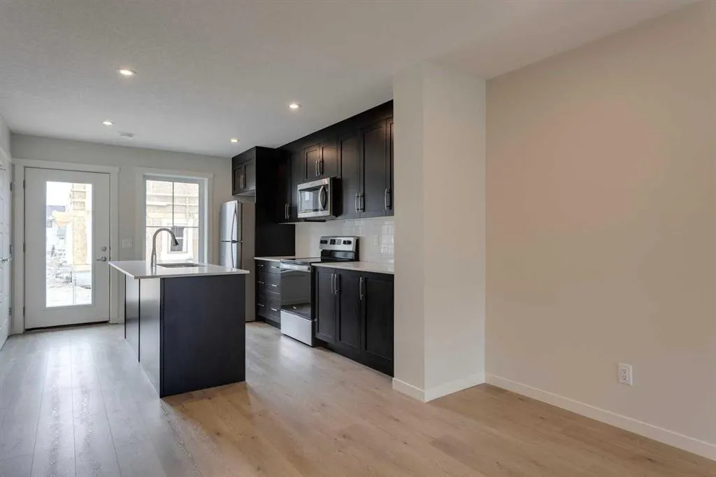 40 Livingston Parade NE, #114