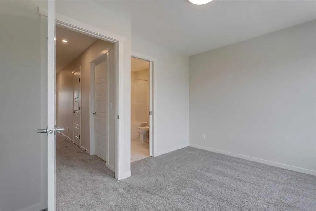 40 Livingston Parade NE, #114
