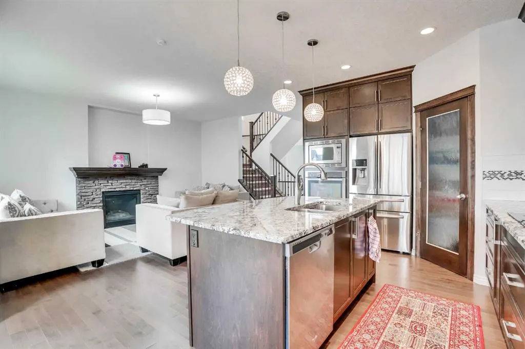 133 Skyview Shores Manor NE
