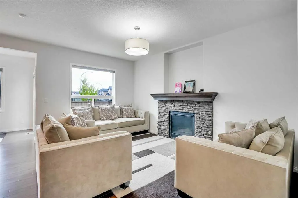 133 Skyview Shores Manor NE