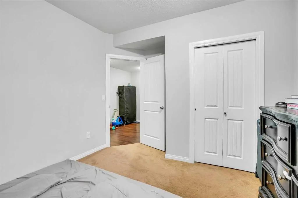 133 Skyview Shores Manor NE