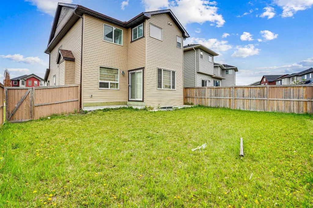 133 Skyview Shores Manor NE