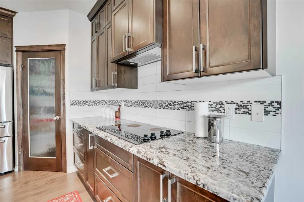 133 Skyview Shores Manor NE