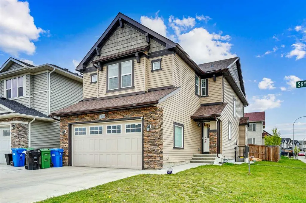 133 Skyview Shores Manor NE