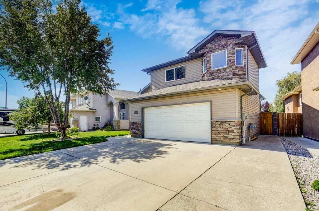 338 Kodiak Boulevard N