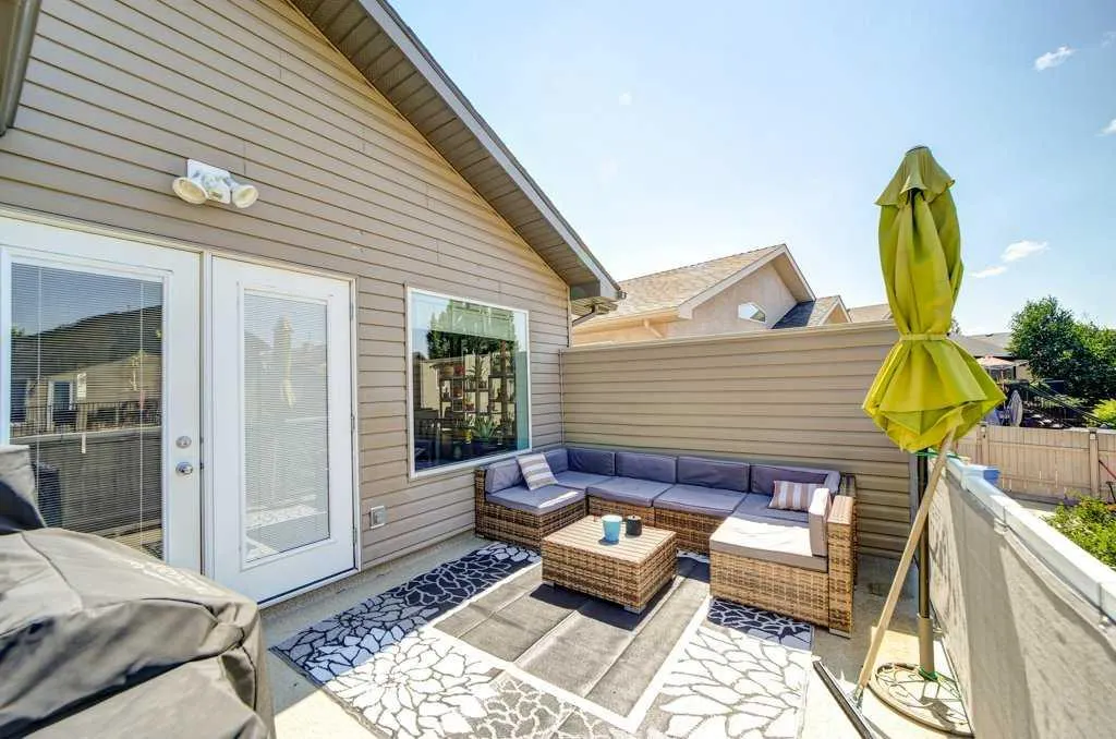 338 Kodiak Boulevard N