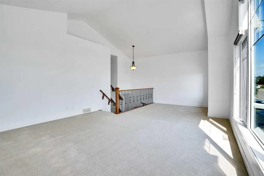 444 Evanston View NW