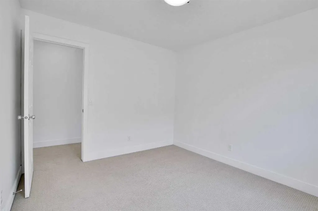 444 Evanston View NW