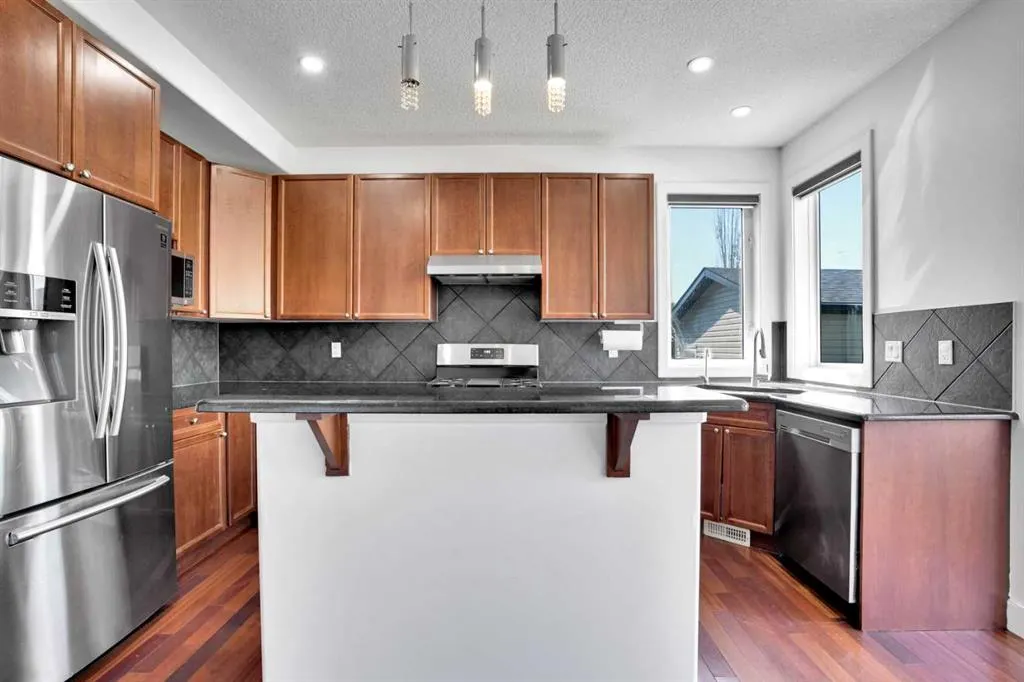 444 Evanston View NW