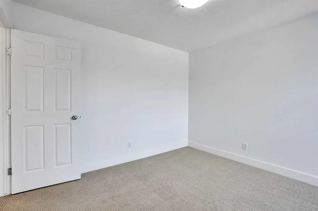444 Evanston View NW