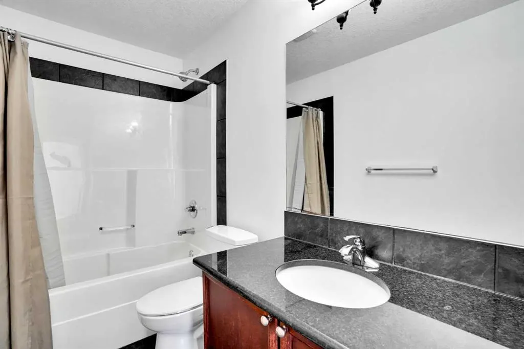 444 Evanston View NW