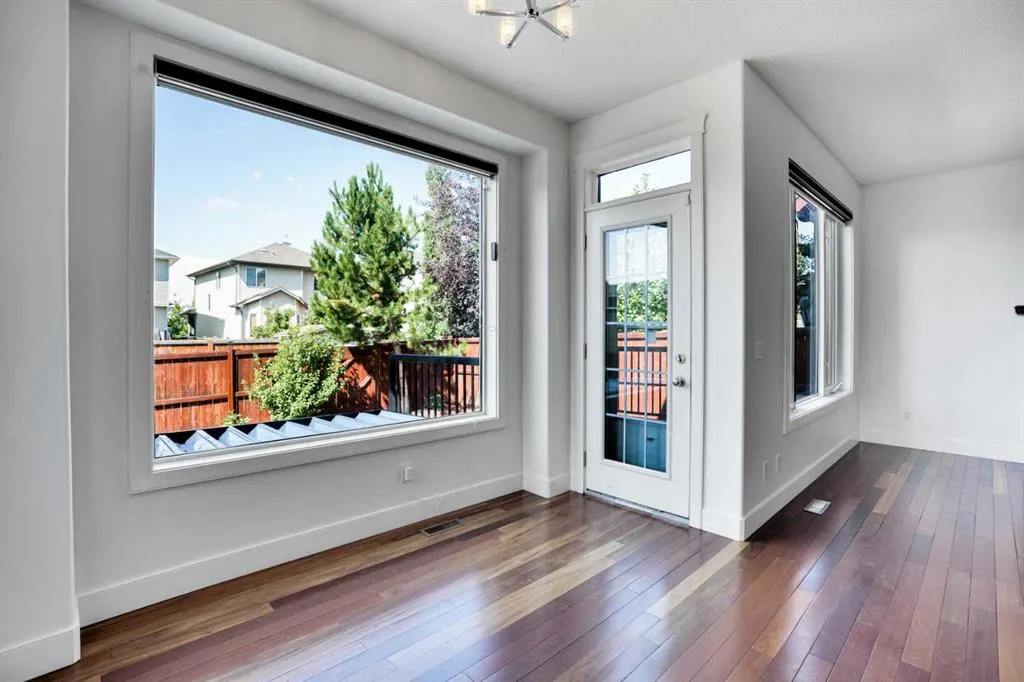 444 Evanston View NW