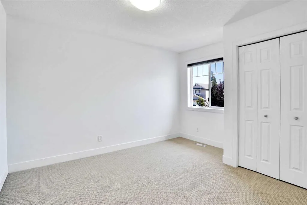 444 Evanston View NW