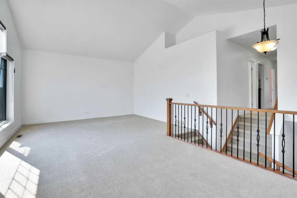 444 Evanston View NW
