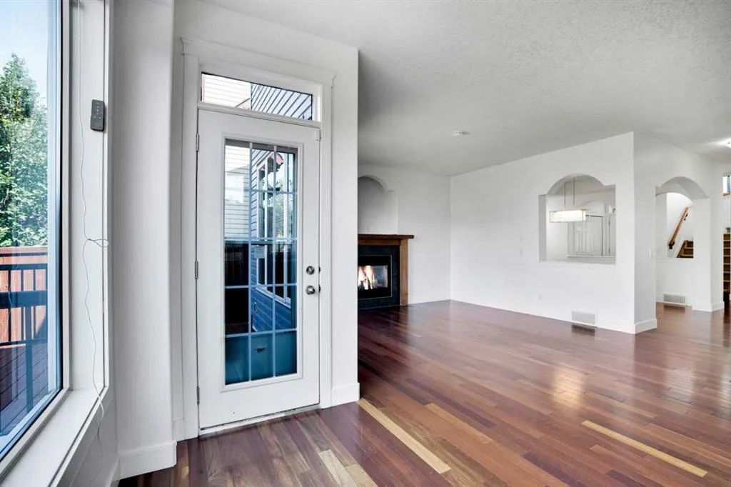 444 Evanston View NW