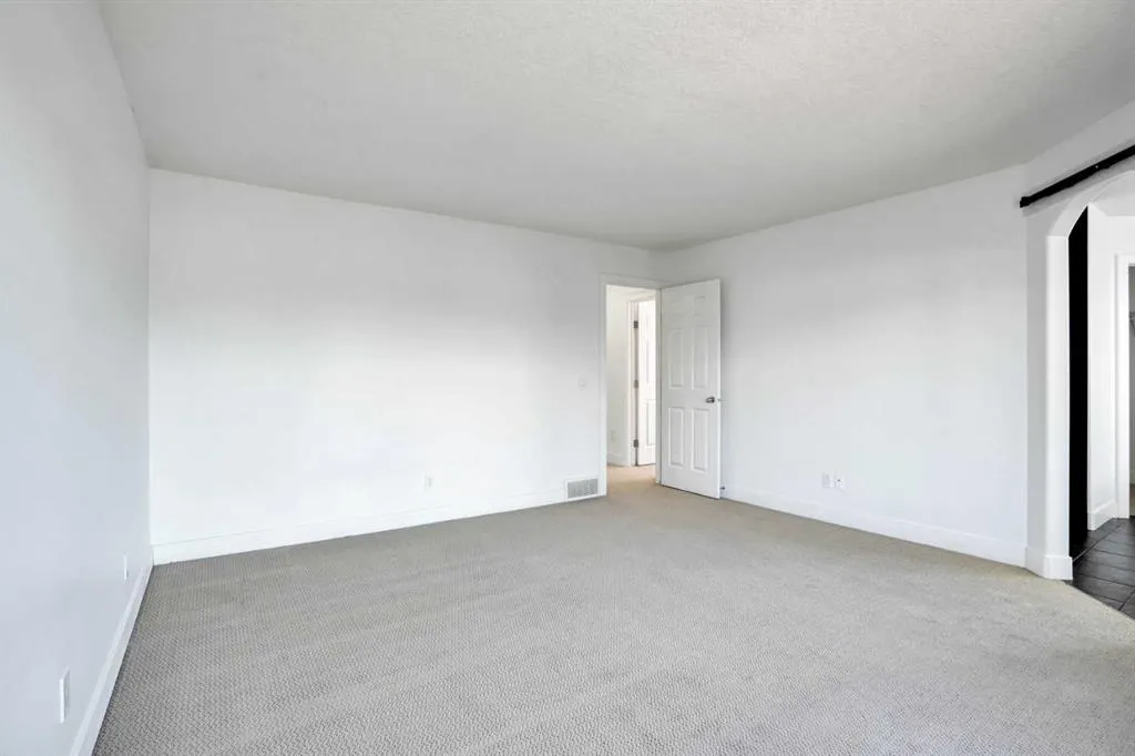 444 Evanston View NW