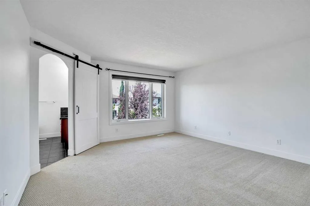 444 Evanston View NW