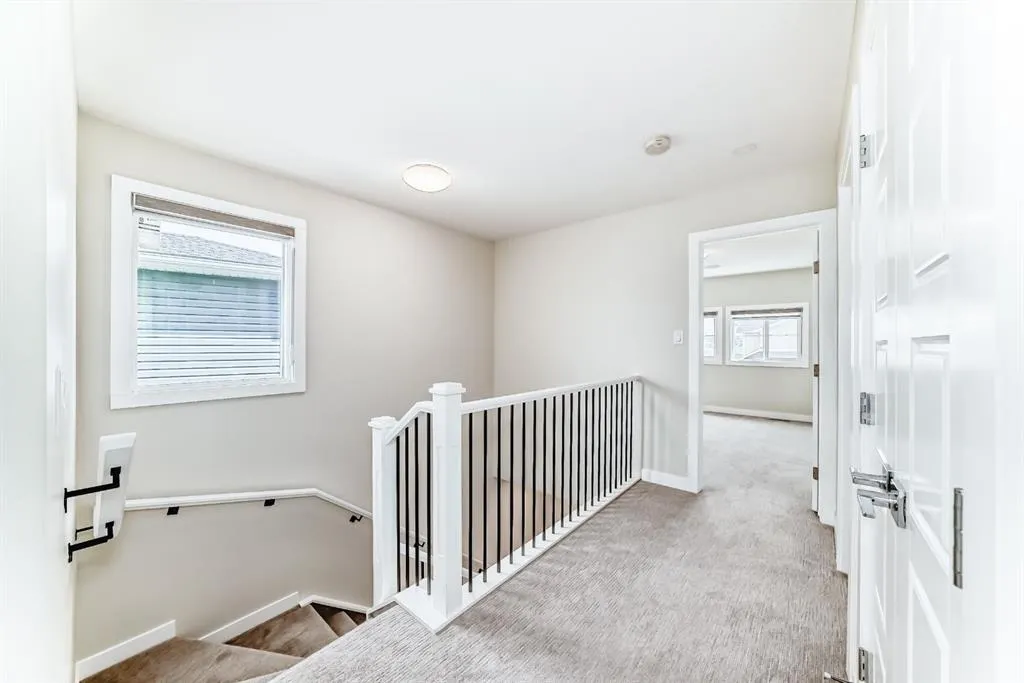 32 Midtown Close SW