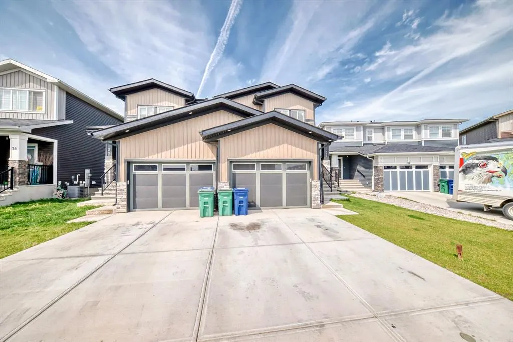32 Midtown Close SW