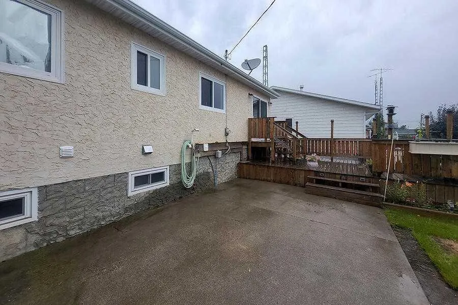 129 Young Crescent