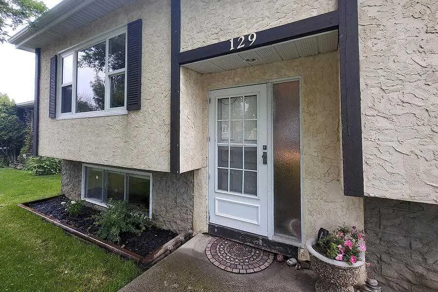 129 Young Crescent