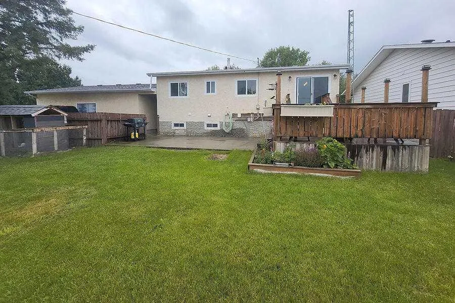 129 Young Crescent
