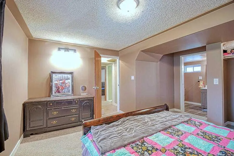129 Young Crescent