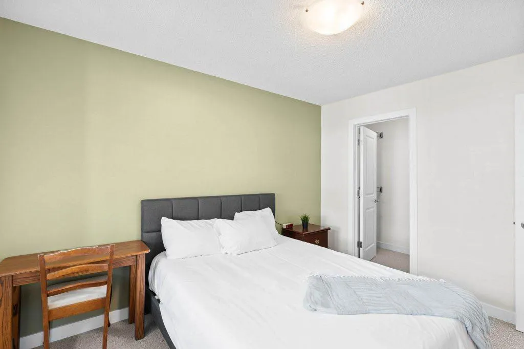 201 Sunset Drive, #304