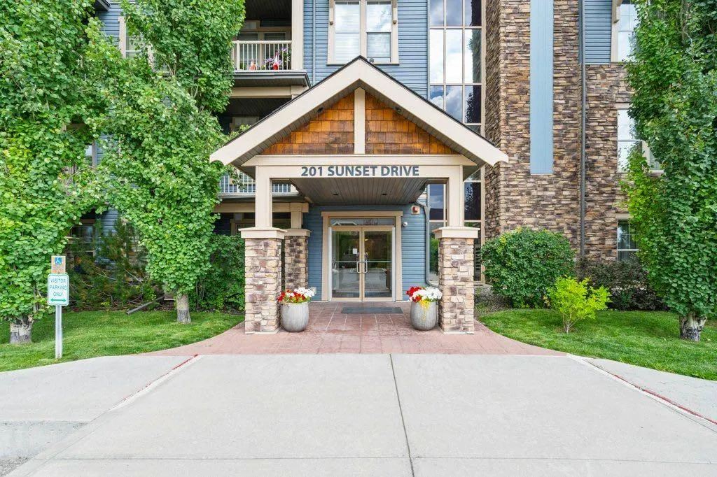 201 Sunset Drive, #304