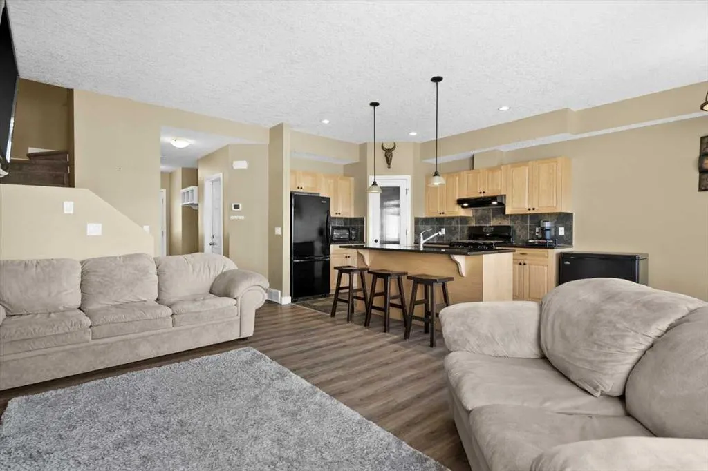 413 River Avenue, #203