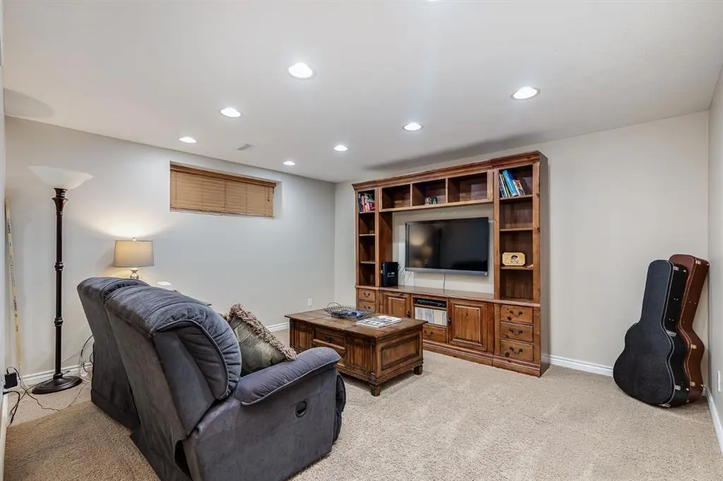 149 Thornfield Close SE