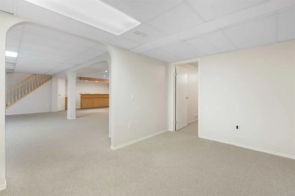 63 Diamond Terrace SE